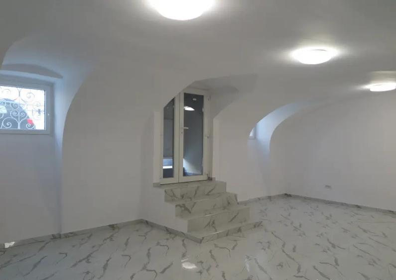 Spatiu pentru birouri LUX - Zona Ultracentrala - 12