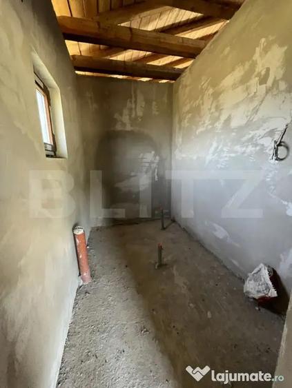 Casa cu panorama deosebita pe Dealul Jelni 10 ari de - 14