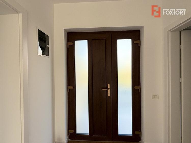 Duplex cu 5 camere de vanzare in localitatea Dumbravita - 14