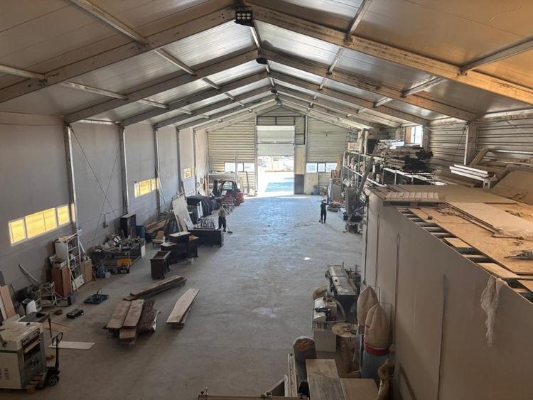 Hala de vanzare Corbeanca - 2