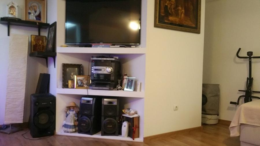 CASA CENTRUL ISTORIC- SINGUR IN CURTE CU MAI MULTE APARTAMENTE - SCHEI - 3