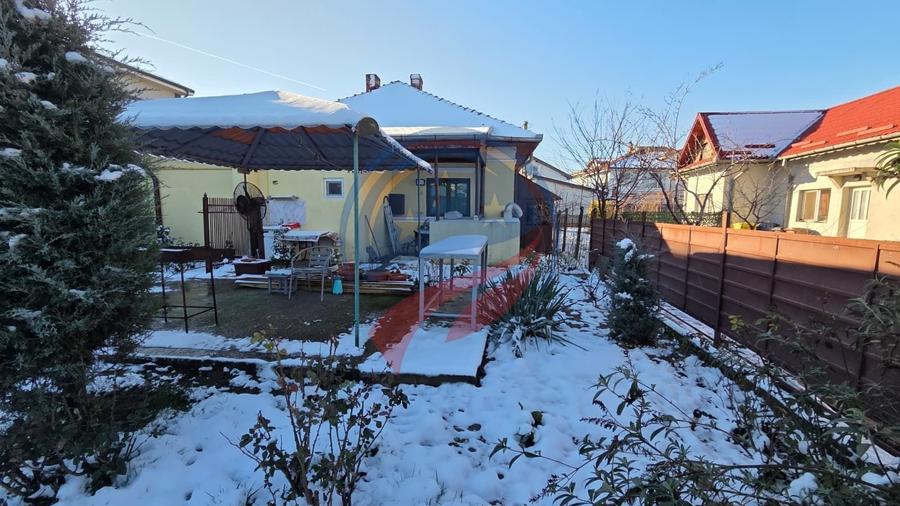 🌿 Casă cu teren 620 mp – Romanești | Liniște, acces excelent, potențial mare - 2