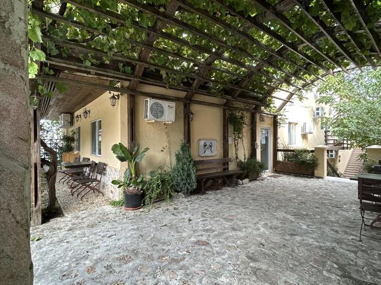 Vand imobil P+2E in Vama Veche central Afacere la cheie - 3