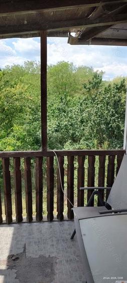 casa cu etaj de vanzare . - 5