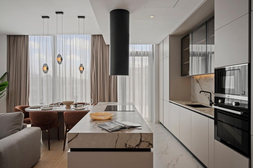 Penthouse cu 4 camere semidecomandat, mobilat în Cotroceni