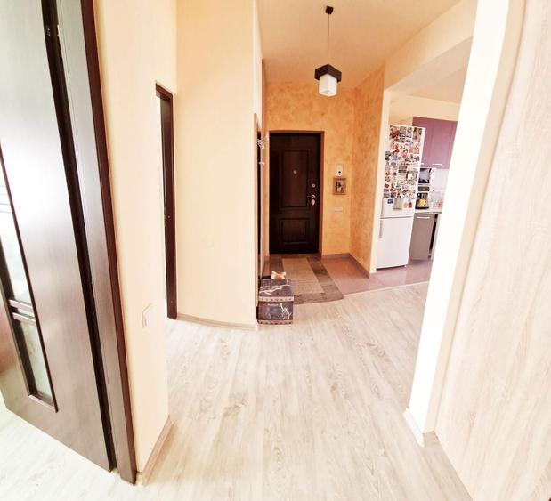 Inchiriez apartament 3 camere - 8