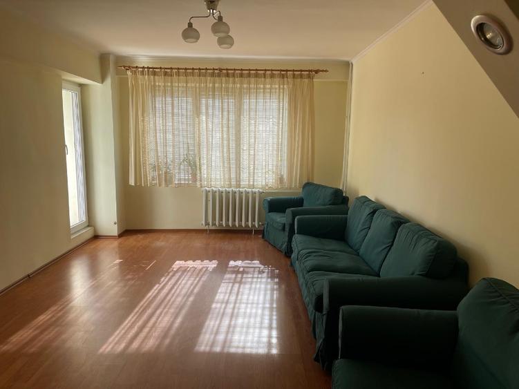 Apartament 3 camere + balcon de închiriat – Zona Cantemir - 1