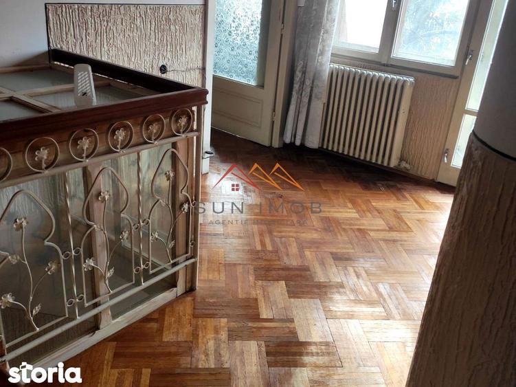 Casa D+P+E, an 1980, teren 285 m2, zona foarte buna, Campina, Prahova - 9