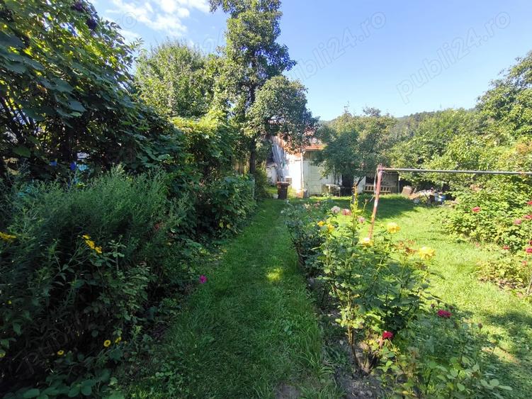 Corp de casa - Pia?a Uniri. - 3