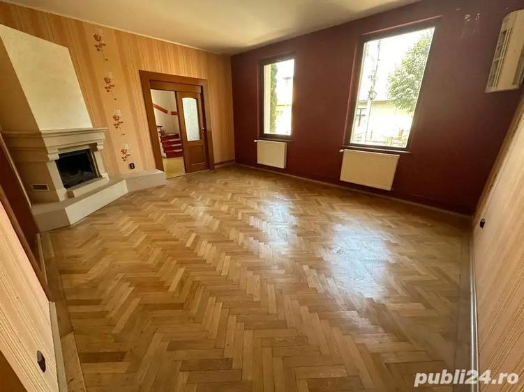 Casa singur in curte teren 960 mp zona centrala - 3