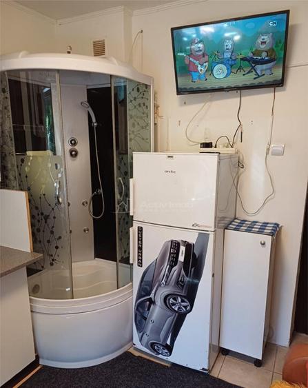 Camera- de inchiriat - Tractorul - 4