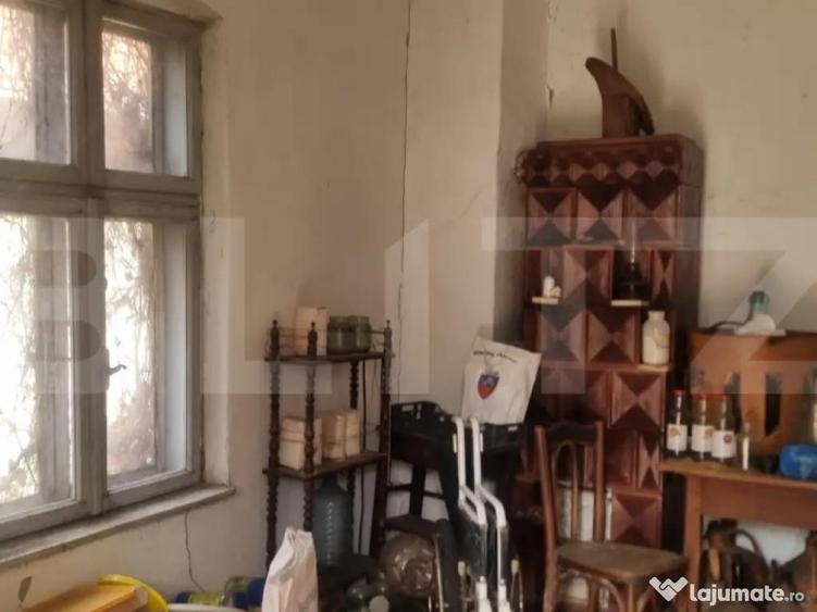 2 CORPURI DE CASA SI 2800 MP TEREN IN BREAZA Prahova - 9