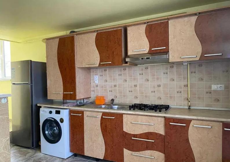 Apartament cu 3 camere decomandate Zona Ultracentrala - 2