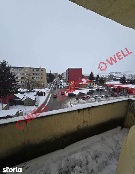 De vanzare apartament cu 3 camere in loc. Baraolt, Cal. Trandafirilor - 1