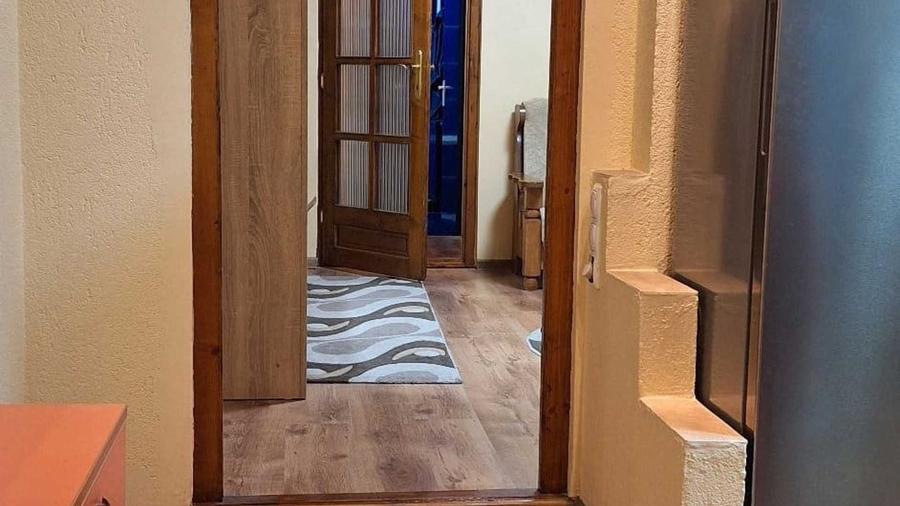 Apartament cu 2 camere semidecomandat, mobilat în Cloșca - 3