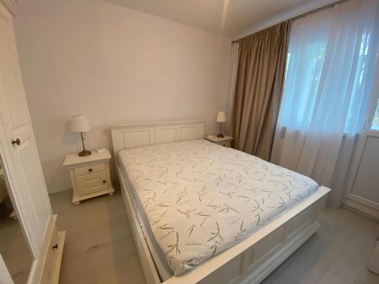 Proprietar, vând apartament  ultracentral  renovat  si utilat lux - 9