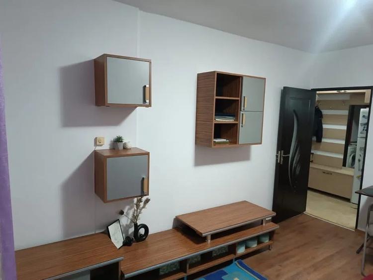 Apartament 1 camera, decomandat, etaj 2/4, zona Gara - Silvestru - 2