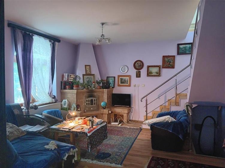 Copou Viticultori Vila D+P+M S.U.=181,74 Teren 415mp.constructie 2010 - 2