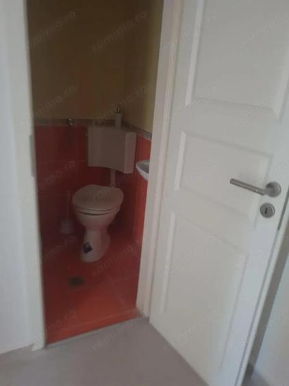 Ofer la inchiriere SAD zona centrala Balcescu-Rusu Sireanu, P+1+M, 200 mp utili, 10 camere + 4 bai - 18