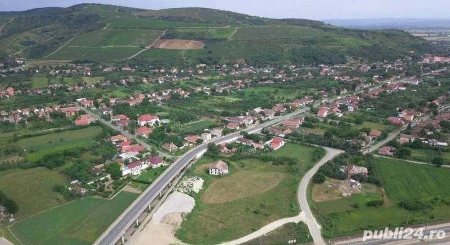 Vand Casa cu 2151 m2 in Paulis - 2