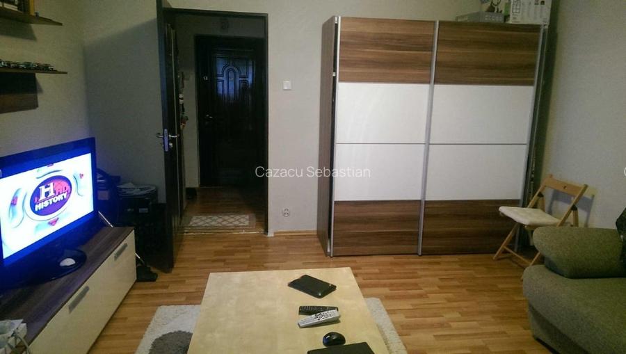 Vand Garsoniera 32mp util, Piata Iancului, renovat nou 2025