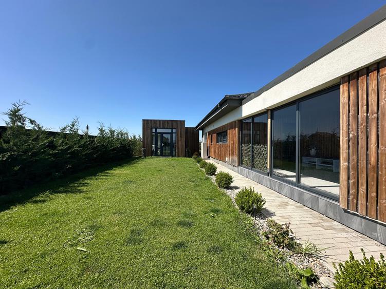 Casa la cheie pe parter cu  4 camere Harman - 3