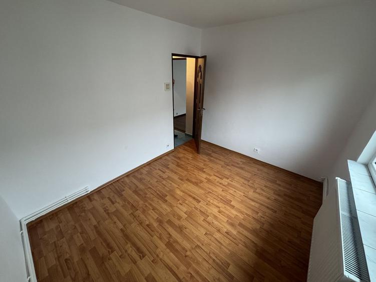 Apartament 2 camere zona Inel 1 - 4