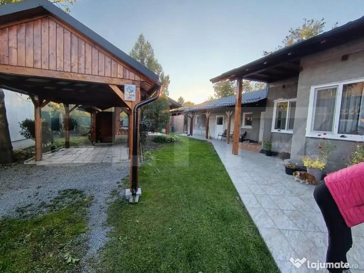 Casa cu 3 camere,baie, bucatarie,anexe.pivni?a teren 800 m - 12