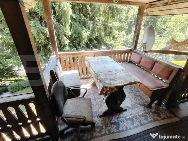 Casă cu 5 camere cu Teren 175 Mp în Lunca