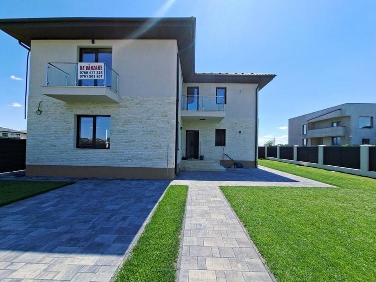 Casă cu 4 camere în Păulești