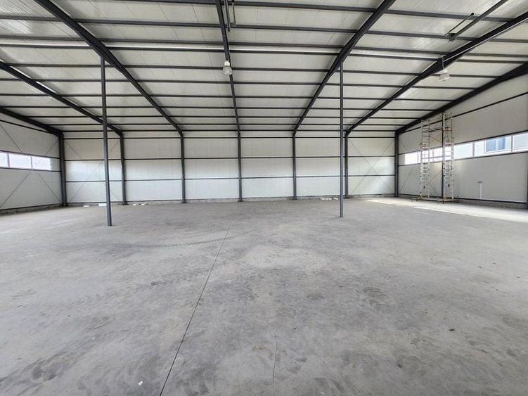 Spațiu industrial, de 500 mp, în Central