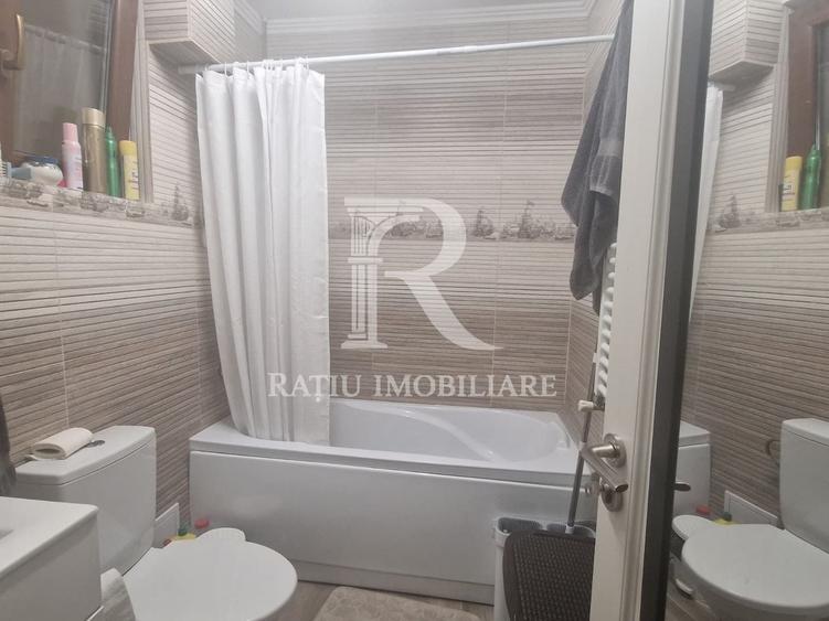 Apartament cu 3 camere decomandat, mobilat în Rogerius
