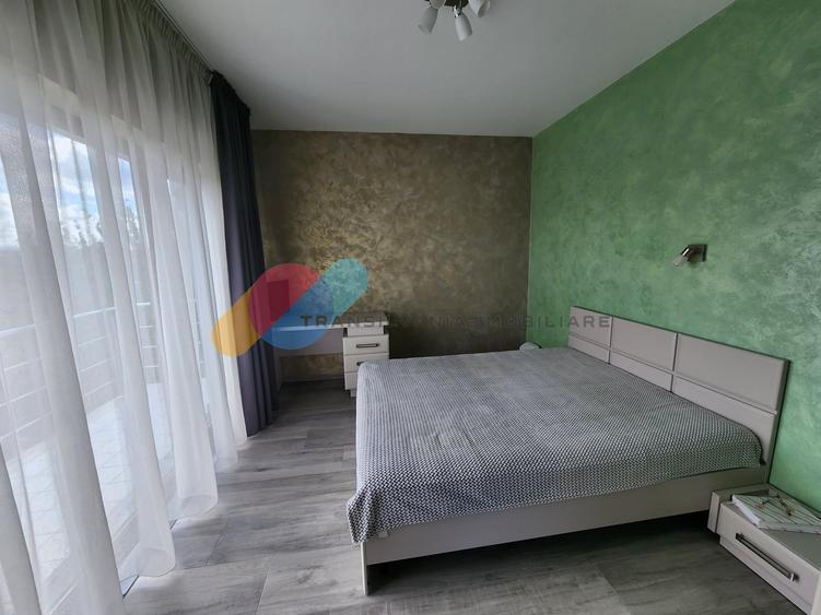 Casă individuală cu 6 camere cu Canalizare în Someșeni