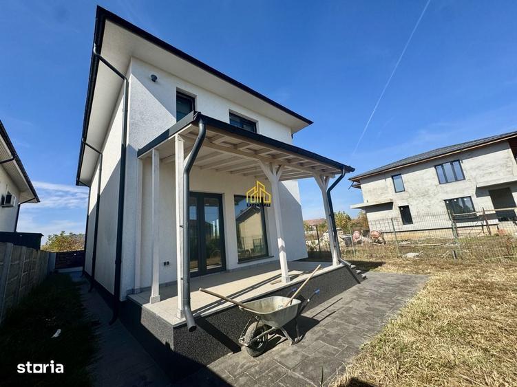 Casă cu 4 camere în Dârvari