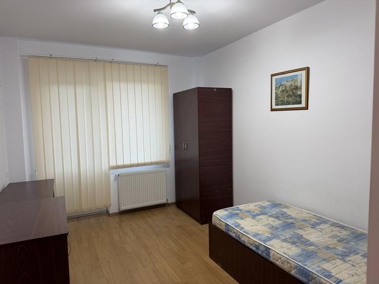 Apartament cu 2 camere decomandat, mobilat în Calea Dumbrăvii
