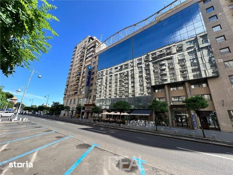 Spațiu comercial, de 469 mp, în Calea Victoriei