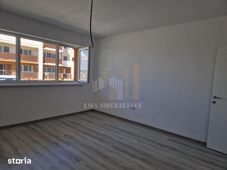 Apartament cu 2 camere decomandat în Sânpetru