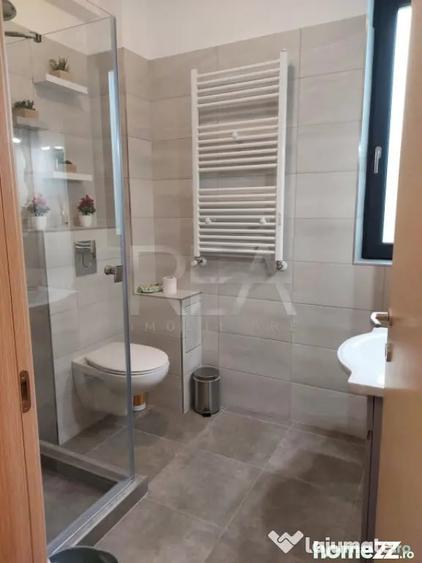 Casă cu 7 camere cu Teren 255 Mp în Titan