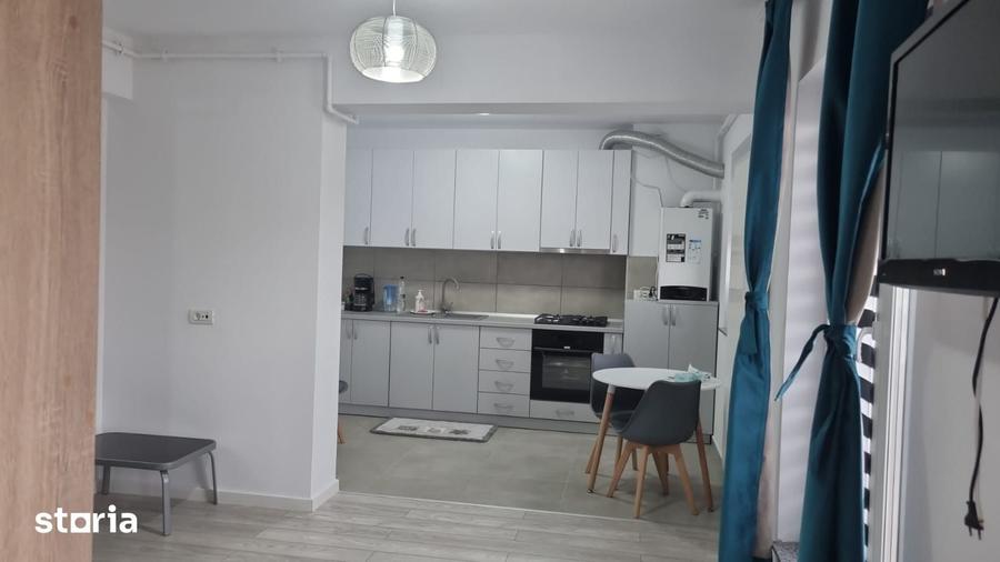 Apartament cu 2 camere semidecomandat în Tomis Plus