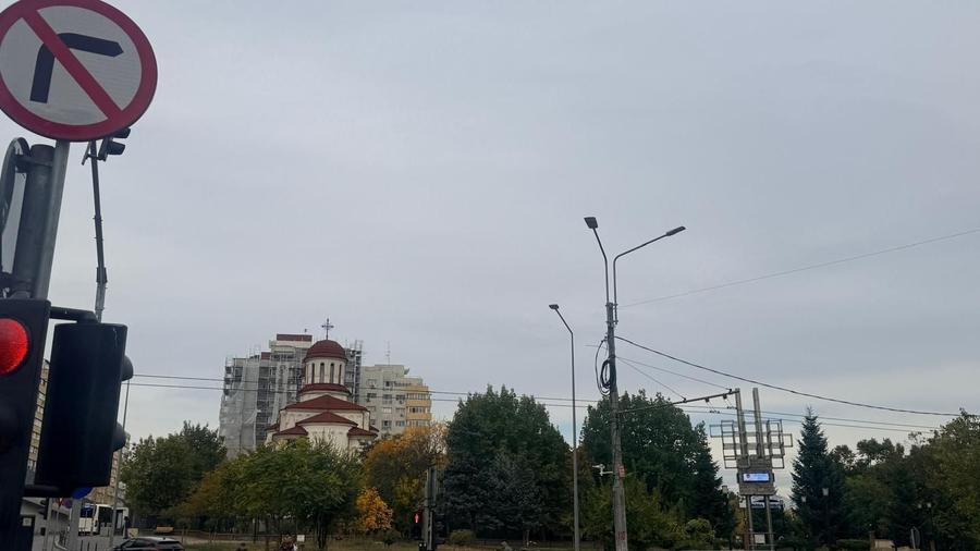 Apartament cu 3 camere decomandat în Doamna Ghica