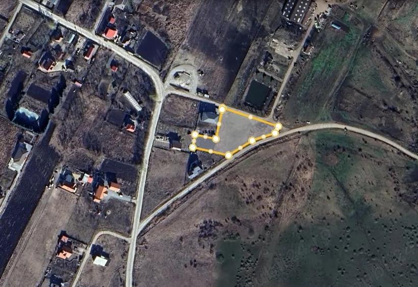 Teren de 2800 mp, în Central