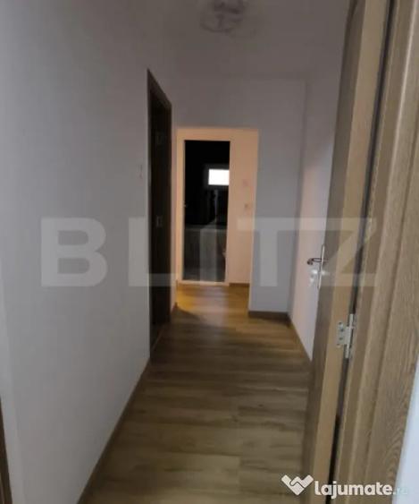 Apartament cu 4 camere decomandat în George Enescu