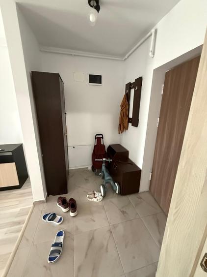Garsonieră semidecomandată în Titan