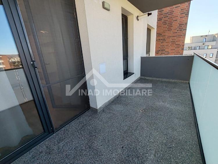 Apartament cu 2 camere decomandat, mobilat în Mărăști