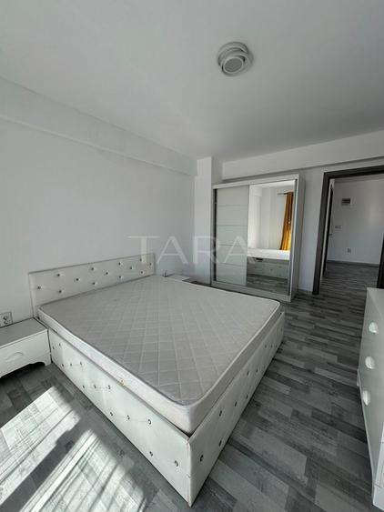 Apartament cu 2 camere semidecomandat, mobilat în Dâmbul Rotund