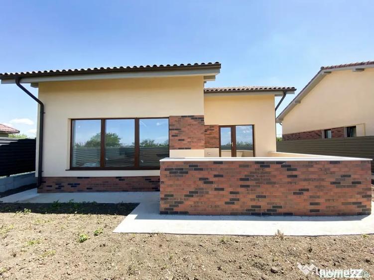 Casă cu 4 camere cu Teren 340 Mp în Bălăceanca