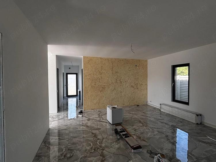 Casă cu Teren 413 Mp în Central