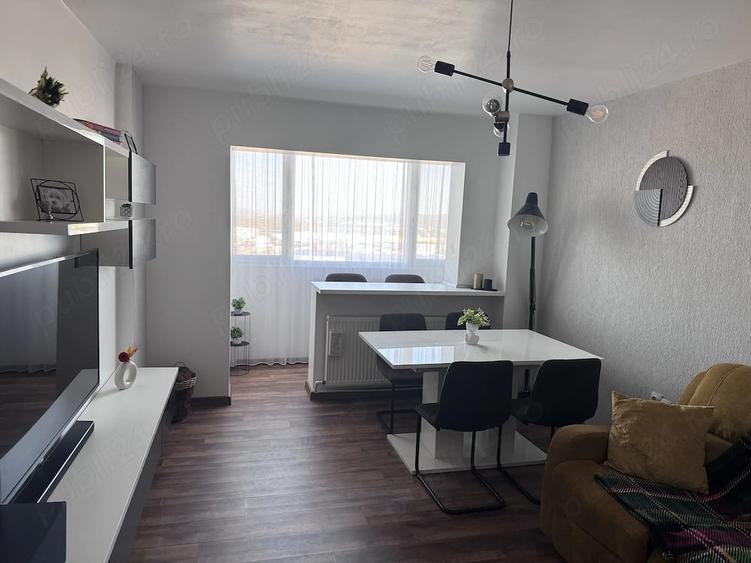 Apartament cu 3 camere nedecomandat în Nord