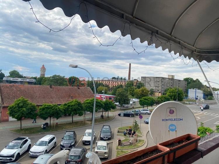Apartament cu 3 camere semidecomandat în Iosefin