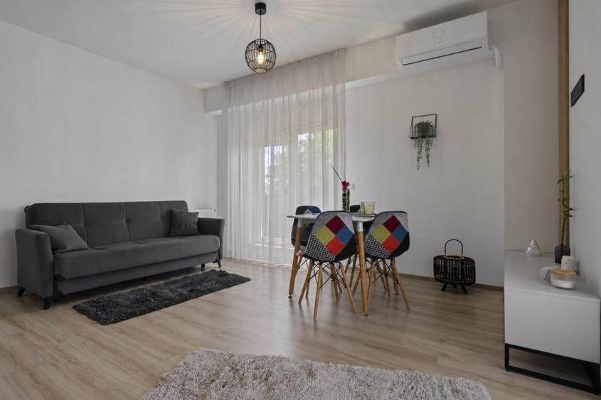 Apartament cu 2 camere decomandat, mobilat în Tunari